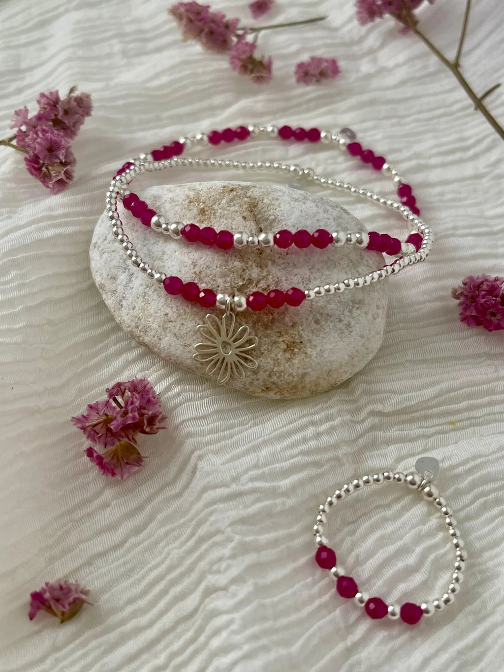 Bracelet Lena corindon rouge fleur